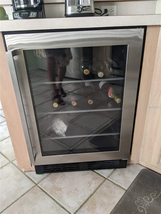 room details featuring wine cooler