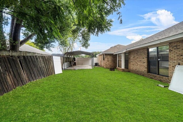 view of yard with a patio area