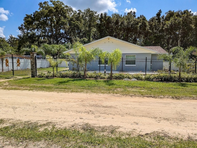 view of front of house