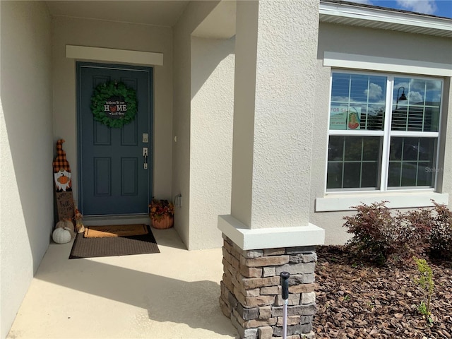 5639 Costa Blanca Way, Davenport, FL 33897 - entrance to property featuring stucco siding