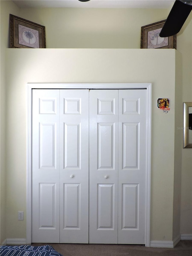 room details featuring baseboards