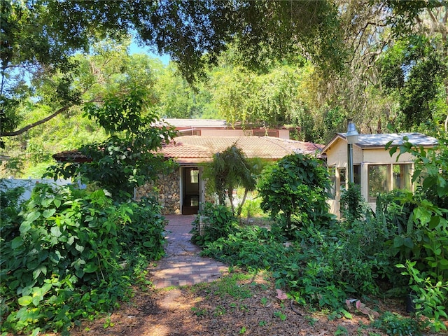 view of front of property