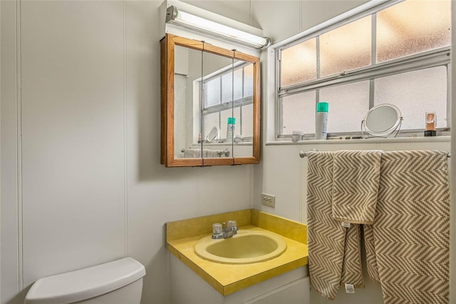 236 Peppertree Ct, Lake Mary, FL 32746 - half bathroom with toilet and vanity