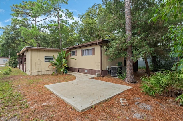 236 Peppertree Ct, Lake Mary, FL 32746 - rear view of house with a patio area and crawl space