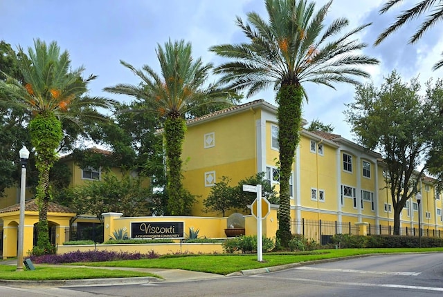 view of building exterior