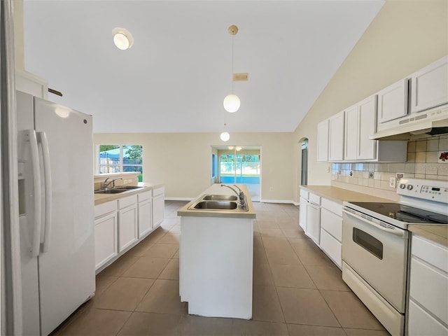 kitchen with decorative light fixtures, a kitchen island with sink, a sink, white appliances, and under cabinet range hood