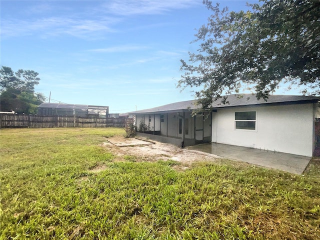 view of yard with a patio