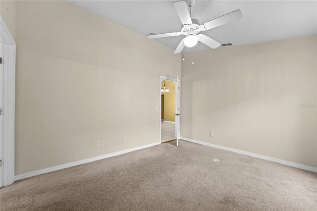 unfurnished room with carpet floors and ceiling fan