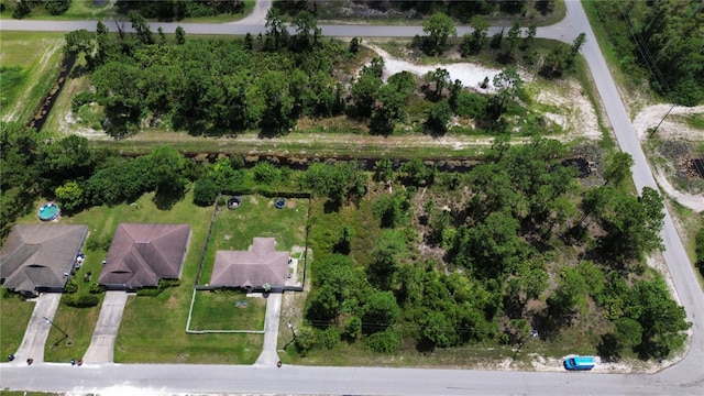 Listing photo 3 for 714 Almelia St E, Lehigh Acres FL 33974