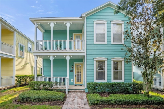 view of front of home featuring a porch