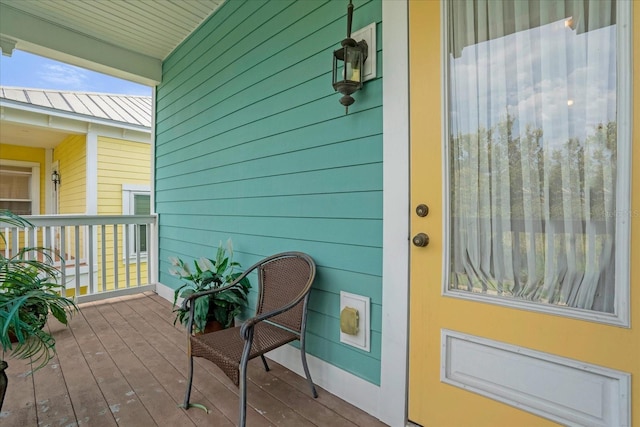 exterior space with a porch