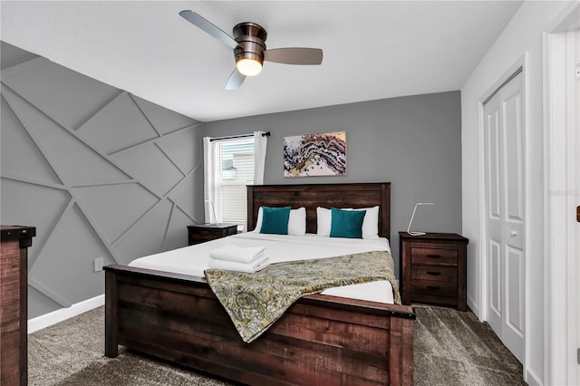 bedroom featuring carpet flooring, ceiling fan, and a closet