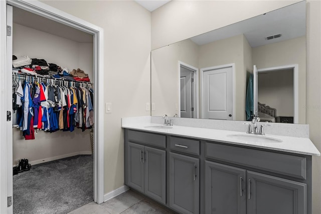 bathroom with vanity