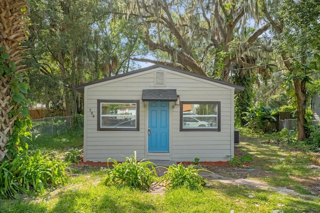 view of outbuilding