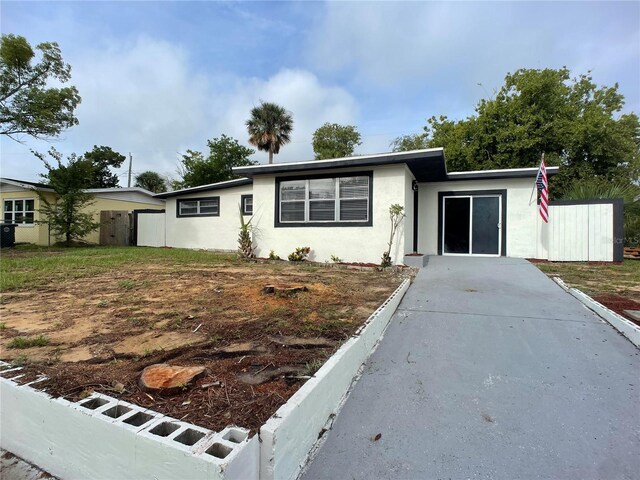 1122 Lewis Dr, Daytona Beach, FL 32117 - photo 4