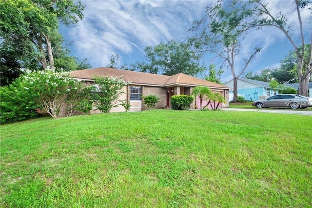 view of front of house with a front lawn