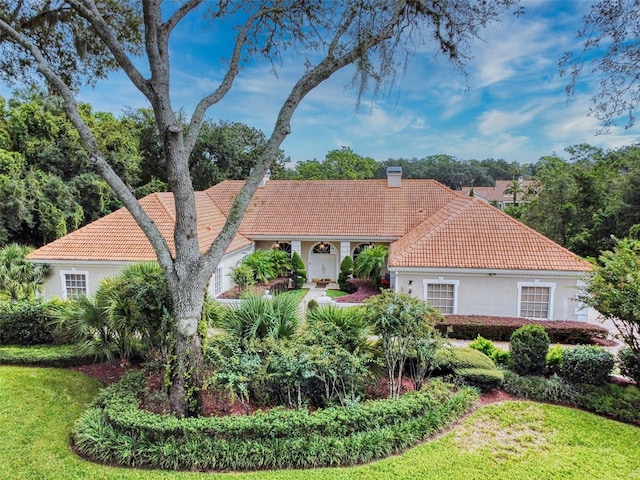 view of mediterranean / spanish-style house