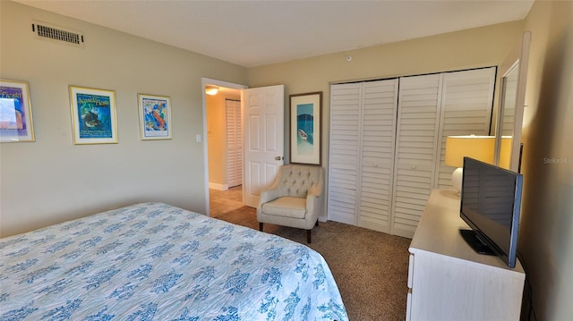 carpeted bedroom featuring a closet