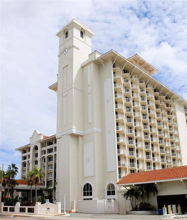 view of building exterior