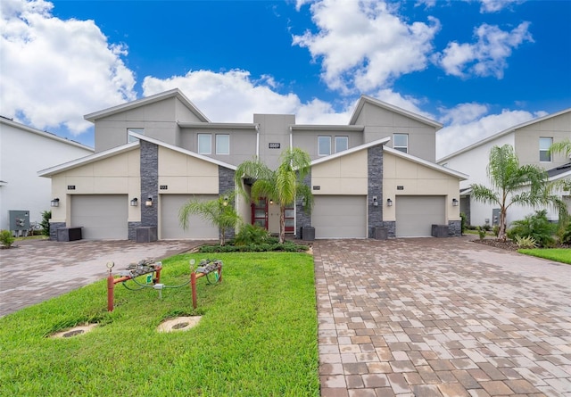8889 Cabot Cliffs Dr Unit 104, Davenport, FL 33896 - photo 1