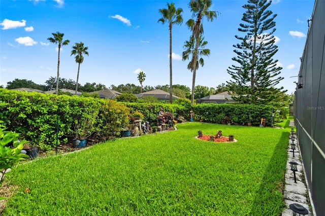 2907 Sunset Lakes Blvd, Kissimmee, FL 34747 - view of grassy yard