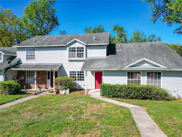 view of front of house featuring a front lawn