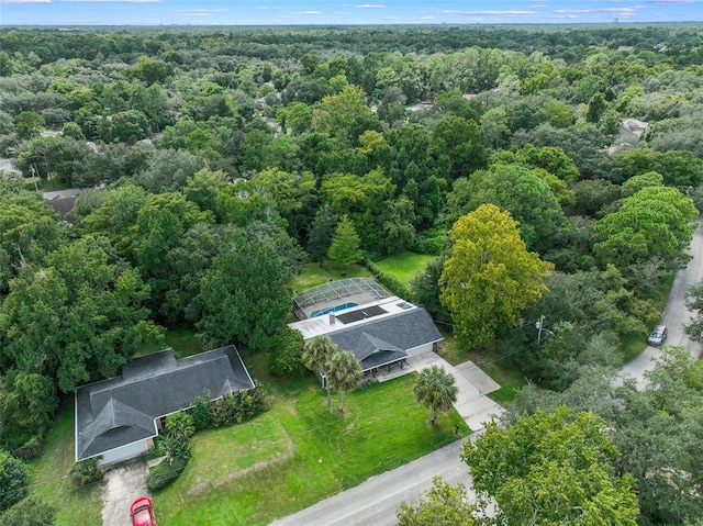 bird's eye view with a view of trees