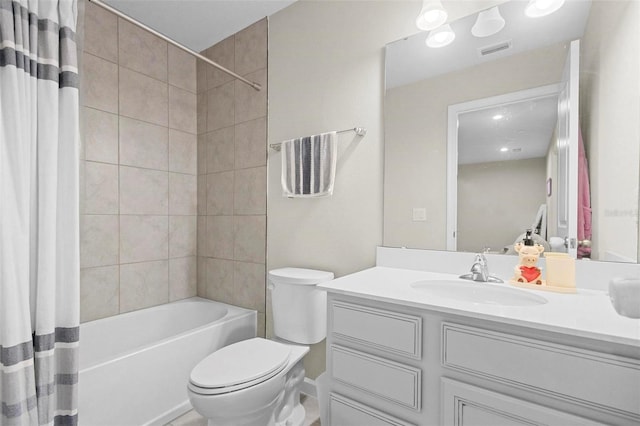 1820 Holden Ridge Ln, Clermont, FL 34715 - bathroom with visible vents, shower / tub combo, toilet, and vanity