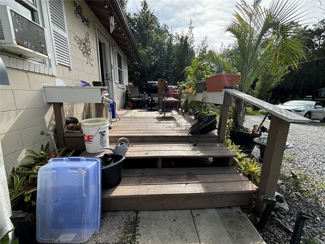 1117 E Hubbard Ave, Deland, FL 32724 - photo 3