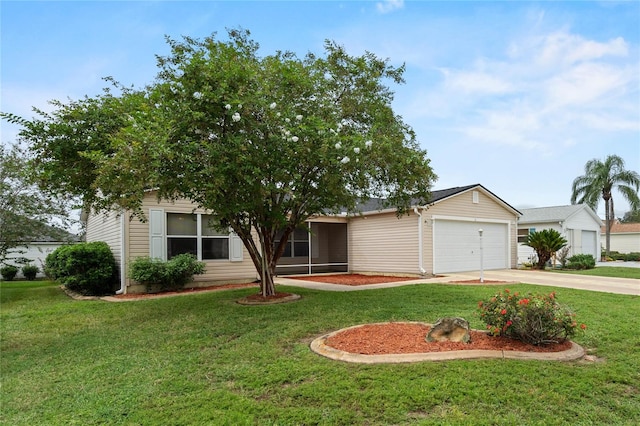 view of front of property with a front yard