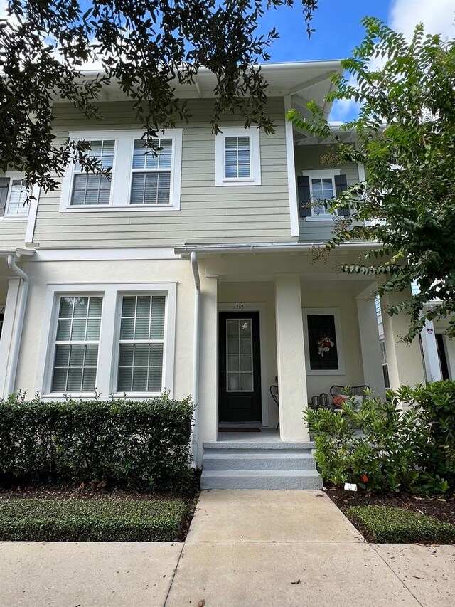 view of front of house featuring a porch