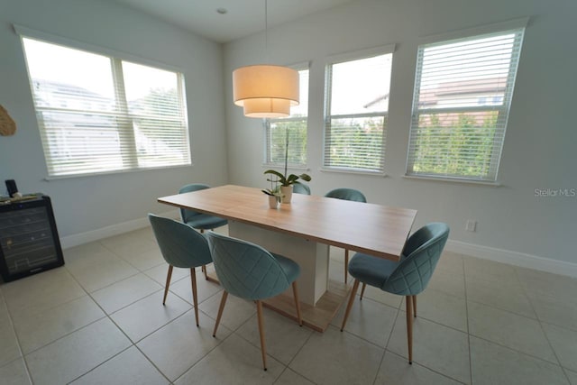 dining room with light tile patterned floors