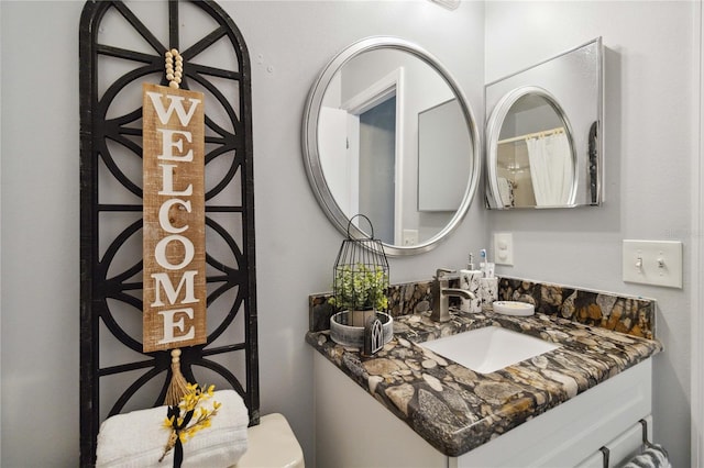 bathroom with vanity