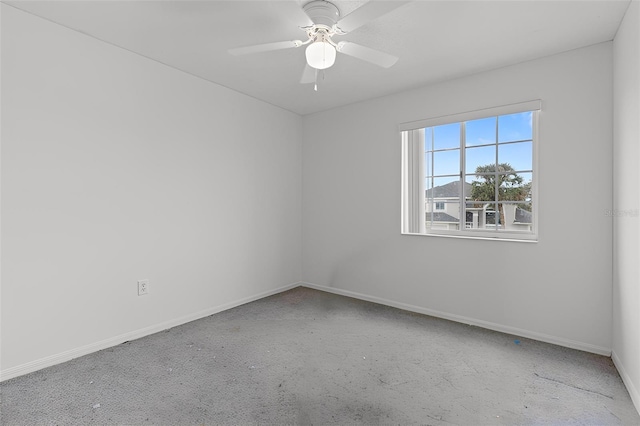 empty room with ceiling fan