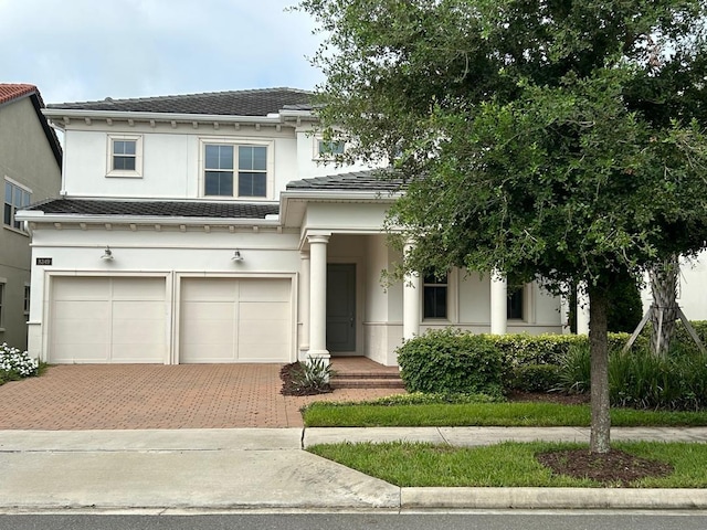 view of front of home featuring a garage