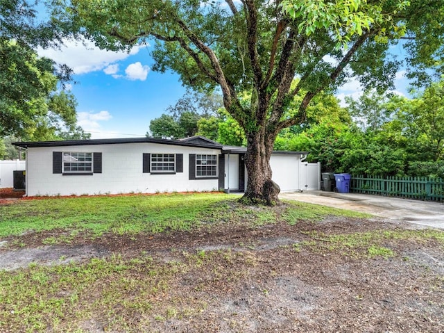 view of front of home featuring central AC unit