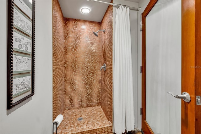 bathroom with walk in shower