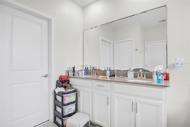 bathroom with vanity