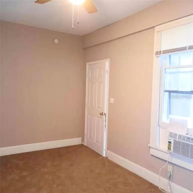 unfurnished room featuring ceiling fan