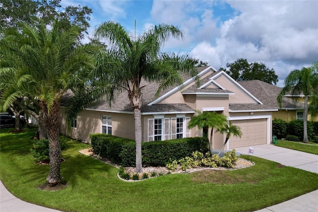 view of front of property with a front yard