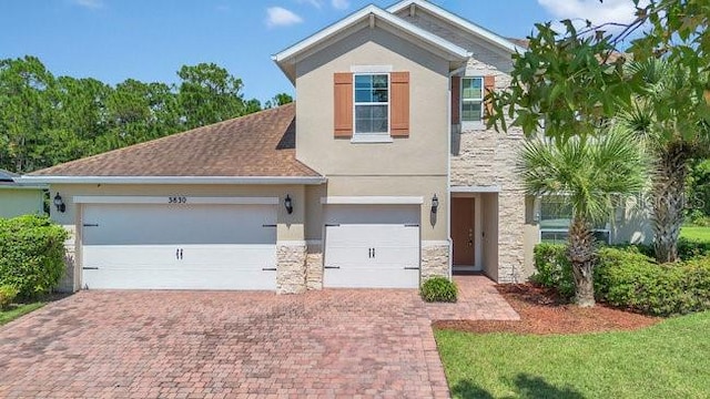 view of front of house featuring a garage