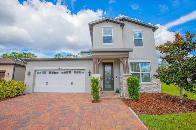 craftsman house featuring a garage