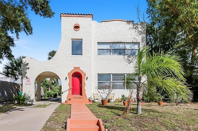 view of mediterranean / spanish home