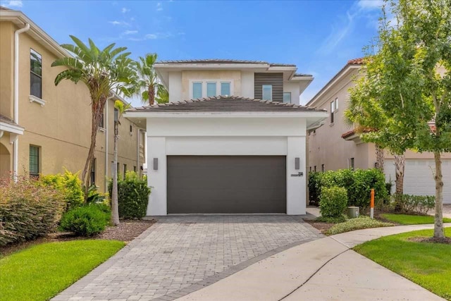 view of front of home featuring a garage