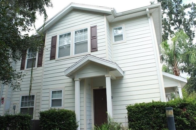 view of front facade