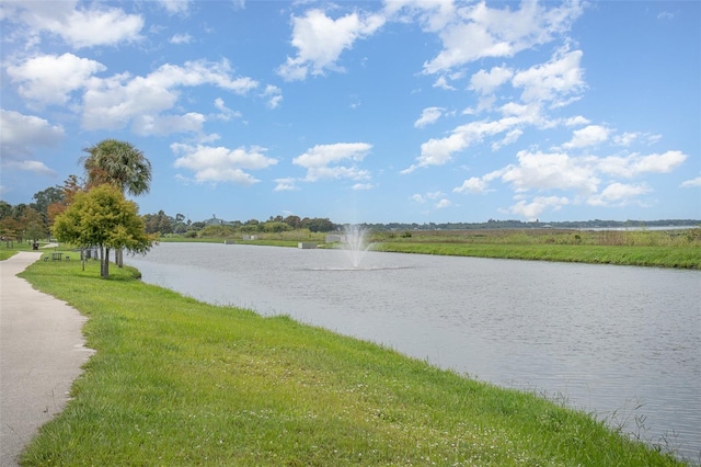 water view featuring a rural view