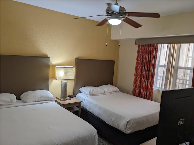 12527 Floridays Resort Dr Unit 510E, Orlando, FL 32821 - bedroom featuring ceiling fan
