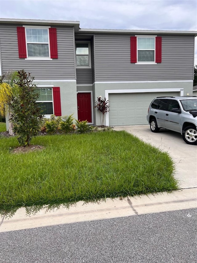 view of front facade featuring a garage