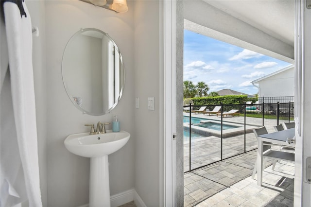 bathroom featuring a wealth of natural light