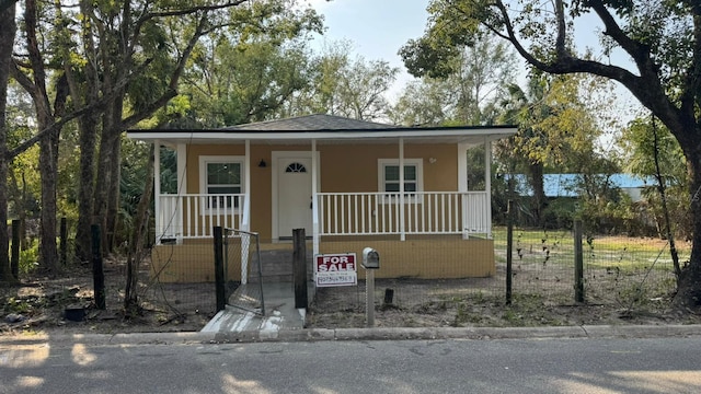 bungalow featuring a porch